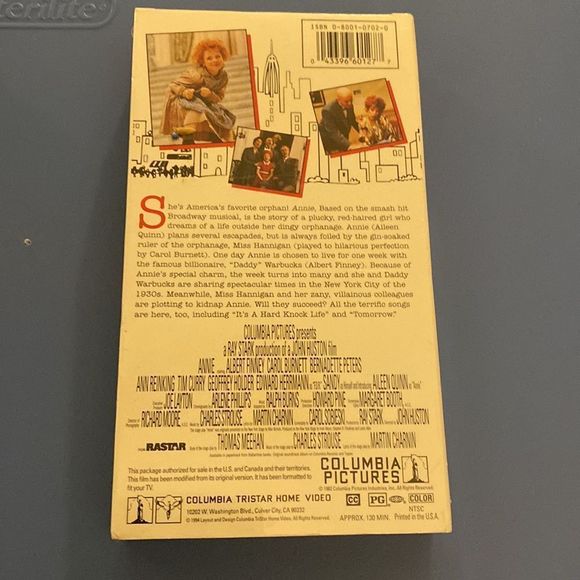 Bundle of 4 Classic Musical VHS Tapes - Picture 8 of 10